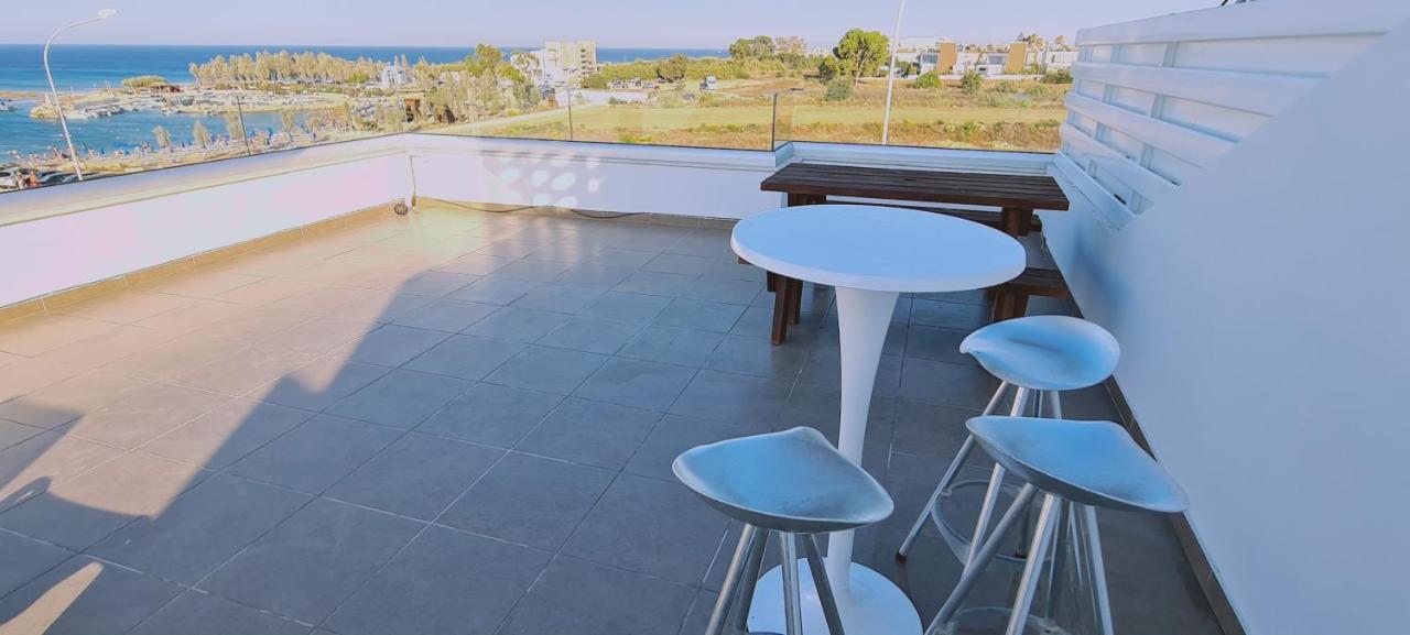 Stay Trinity Beach Apts Paralimni Esterno foto