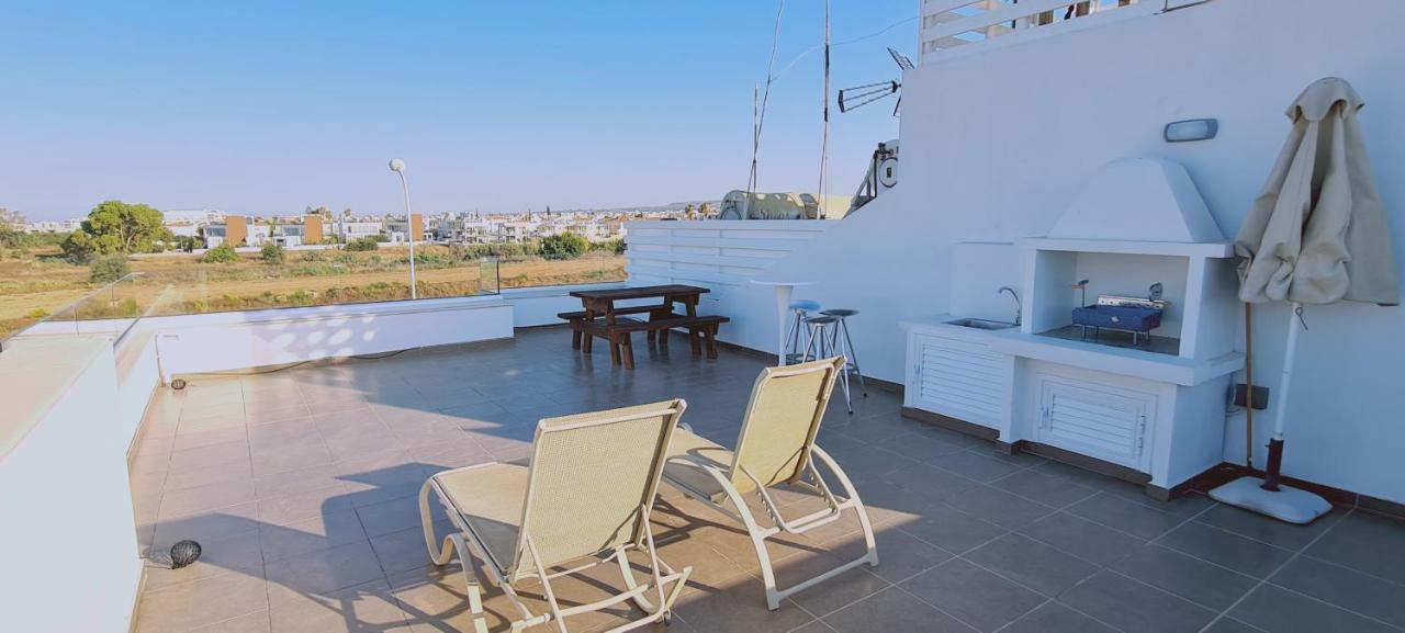 Stay Trinity Beach Apts Paralimni Esterno foto